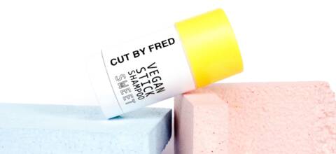 Le premier shampooing en stick signé Cut by Fred