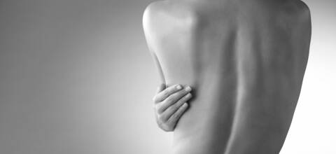 Bi-Oil se réinvente au service des peaux sèches