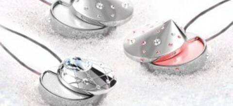 Swarovski fait son entrée dans l'univers de la beauté