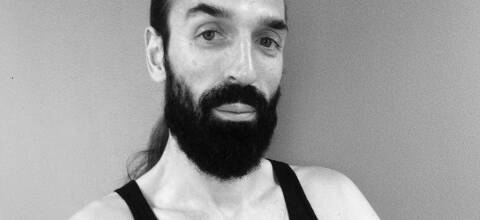 Eduardo, make-up Artist chez T.Leclerc