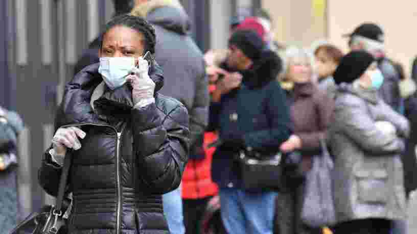 Le CAC 40 n'en finit plus de chuter, plongé dans l'incertitude sur les conséquences du coronavirus