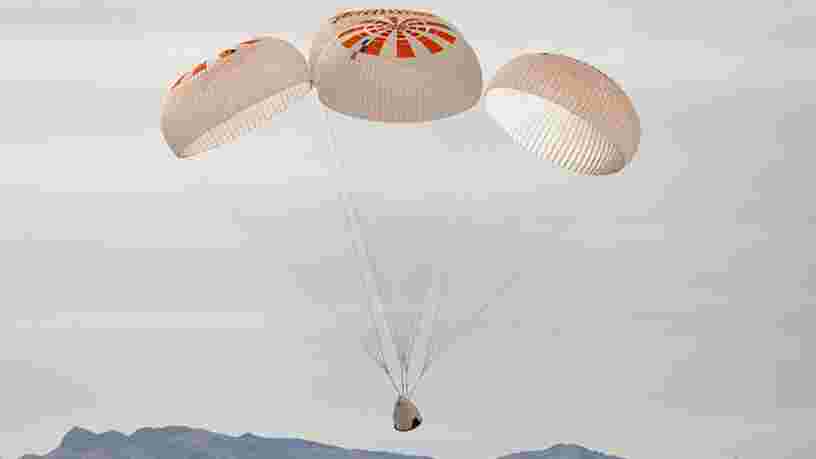 SpaceX a rencontré un problème en testant des parachutes qui seront utilisés pour un premier vol habité en mai