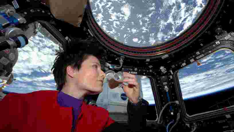L'astronaute italienne Samantha Cristoforetti donne une stratégie mentale pour mieux vivre le confinement