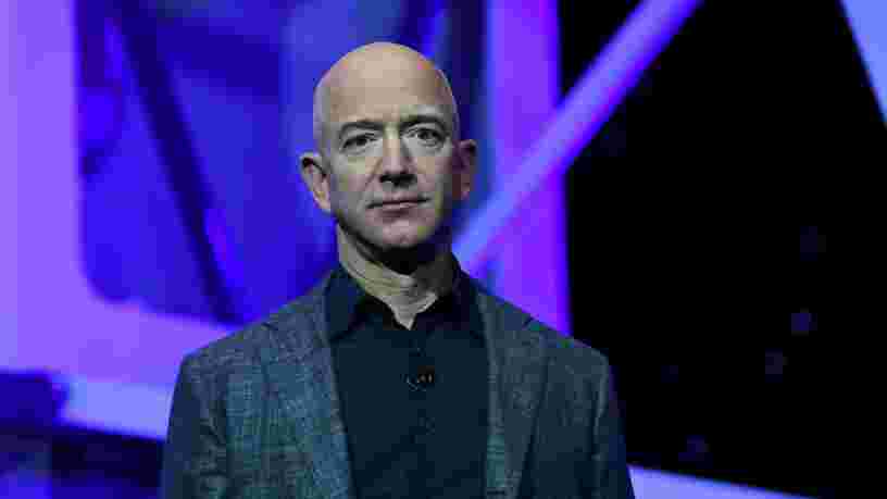 Jeff Bezos a laissé entendre qu'Amazon pourrait livrer des tests de dépistage du Covid-19 dans le monde entier