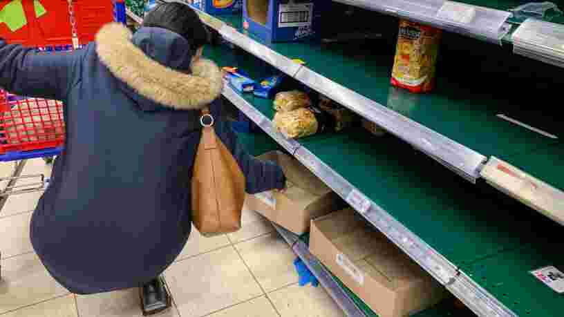 Les salariés d'un hypermarché Carrefour exercent leur droit de retrait car ils s'estiment insuffisamment protégés