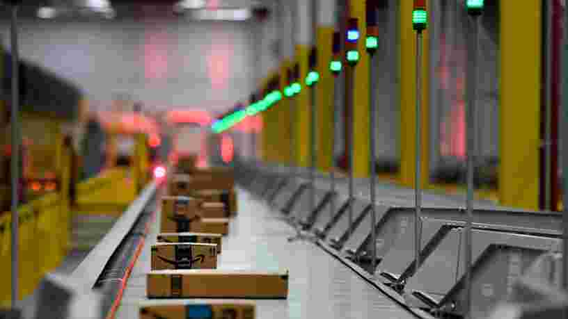 Les entrepôts d'Amazon vont rester fermés jusqu'au 18 mai en France