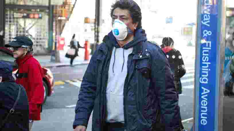 Les masques avec une valve laisseraient passer le coronavirus