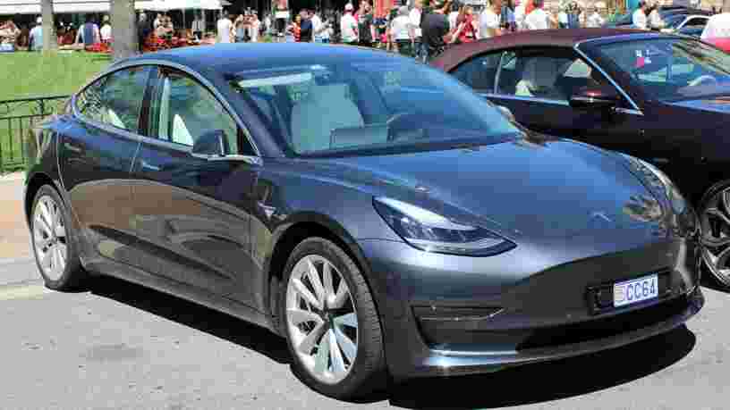 L'action Tesla a franchi le cap des 1 000 dollars et pourrait poursuivre son ascension
