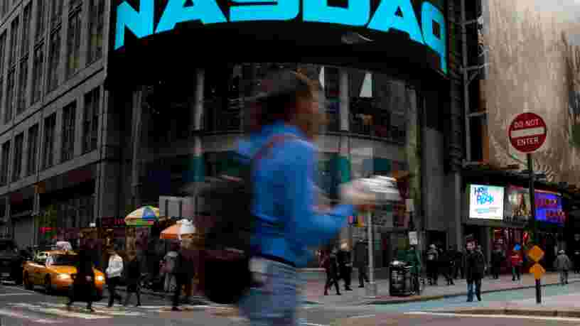 Le Nasdaq atteint un sommet historique alors que les Etats-Unis font face à une résurgence du Covid-19