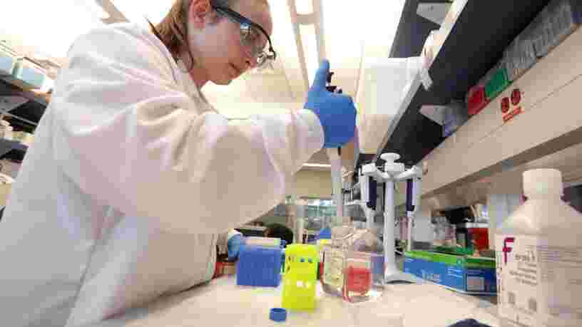 Sanofi va supprimer 1 000 emplois en France après avoir maintenu son dividende