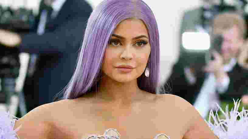 Coty accusé d'avoir volé des secrets industriels aux marques cosmétiques de Kim Kardashian et Kylie Jenner