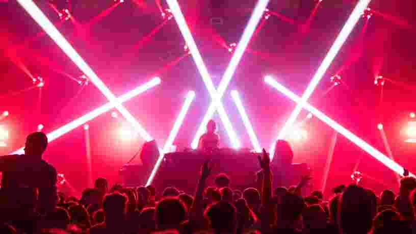 Comment se passeront vos soirées en discothèques si elles rouvrent le 10 juillet
