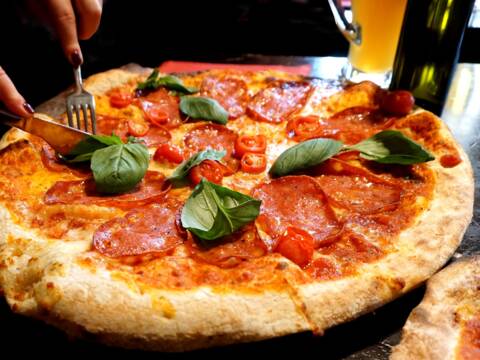 Big Mamma Va Livrer Ses Pizzas A Domicile Avec Sa Nouvelle Entreprise Napoli Gang