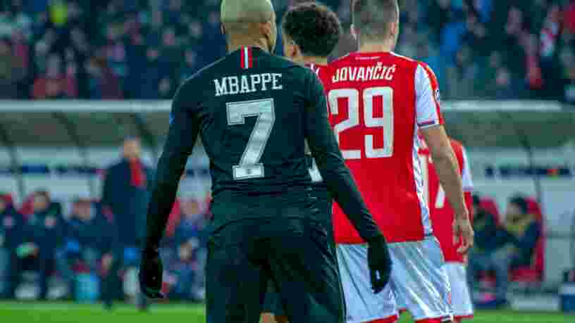 Une offre regroupe la nouvelle chaîne Téléfoot et Netflix pour 29,90€ par mois