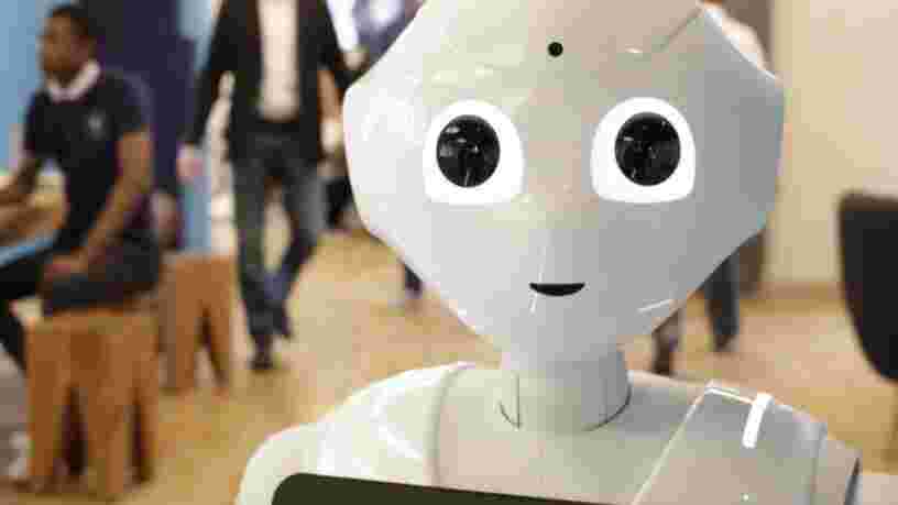Ces 20 robots mignons ou effrayants officient dans des magasins et restaurants