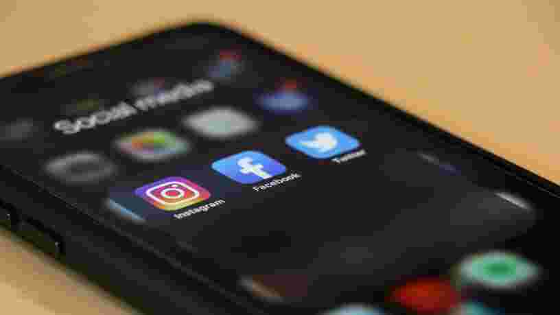 Le CSA demande aux réseaux sociaux plus de transparence dans leur lutte contre les fake news