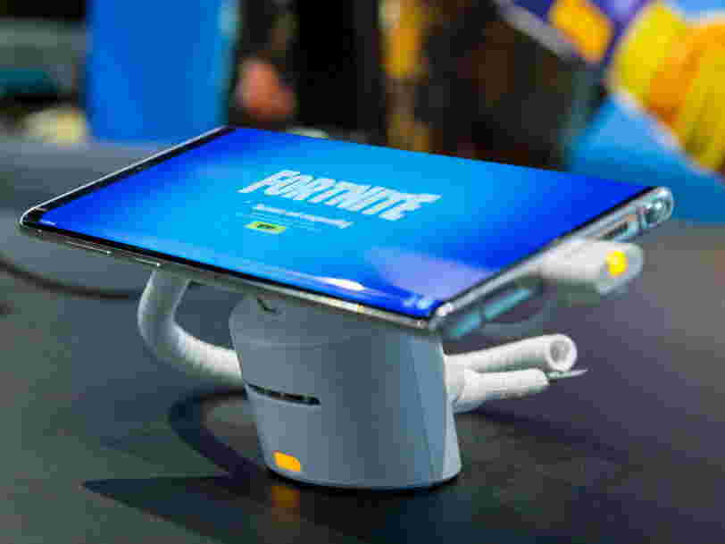 Voici Comment Installer Fortnite Sur Android Malgre Sa Disparition Du Play Store Voici Comment Installer Fortnite Sur Android Malgre Sa Disparition Du Play Store