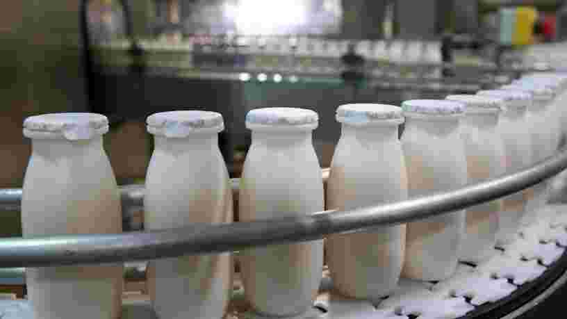 Danone supprime 2 000 emplois, dont 400 à 500 en France