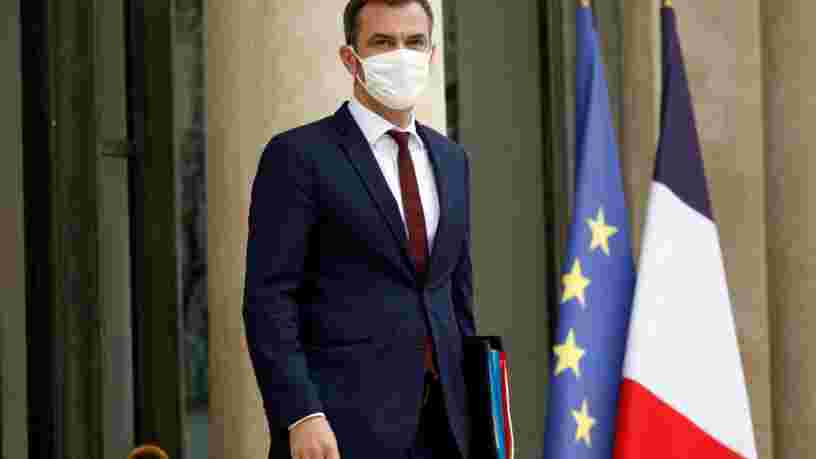 Un reconfinement après les fêtes n'est pas exclu selon le ministre de la Santé