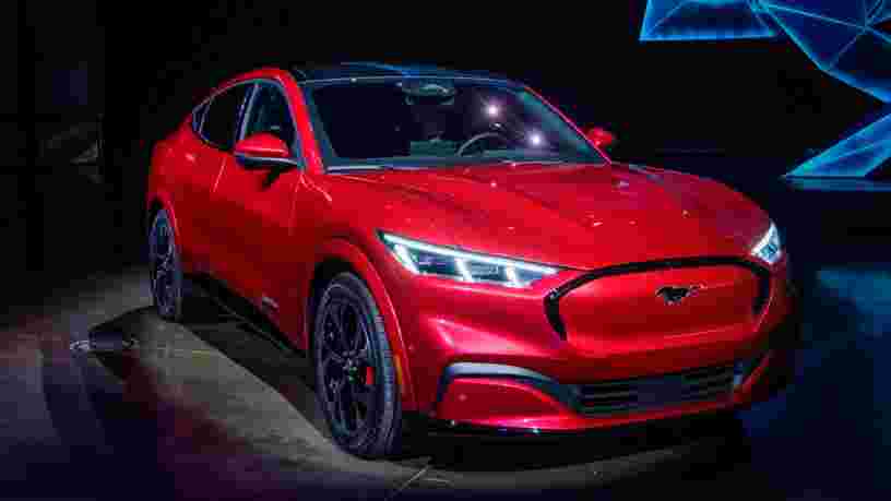 Le patron des véhicules électriques chez Ford chambre Tesla en ventant sa Mustang Mach-E