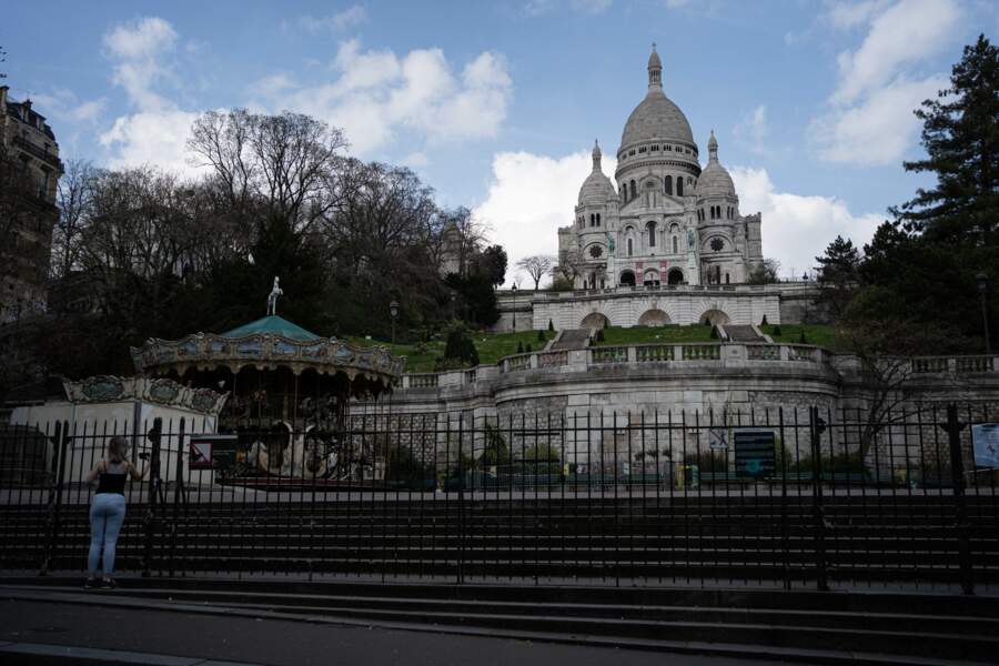 La basilique du Sacré-Cœur, Paris, le 18 mars 2020, deuxième jour du confinement