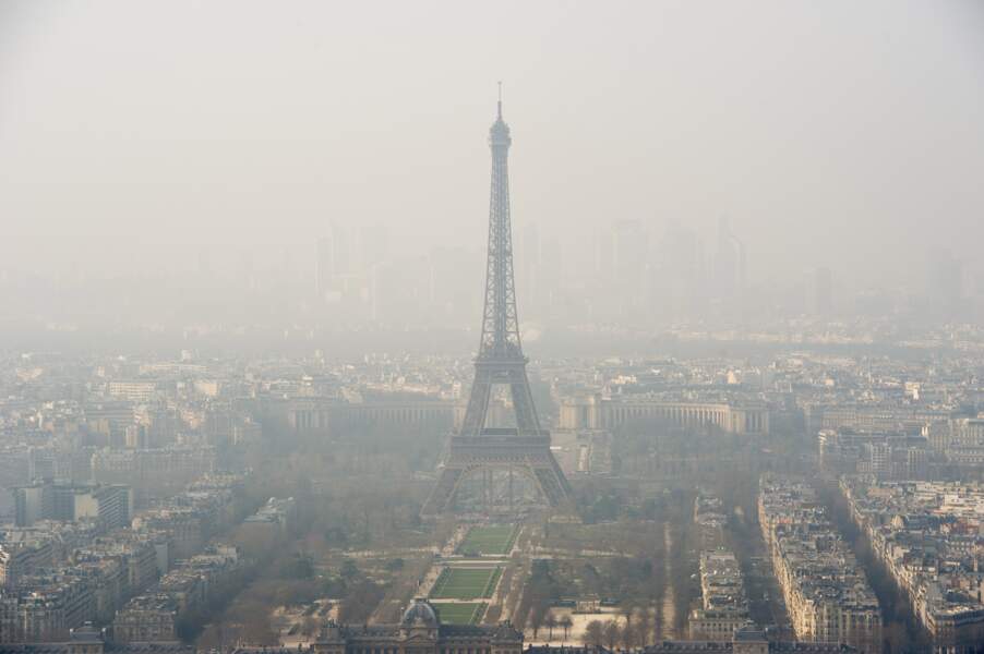 La Tour Eiffel, Paris, le 14 mars 2014