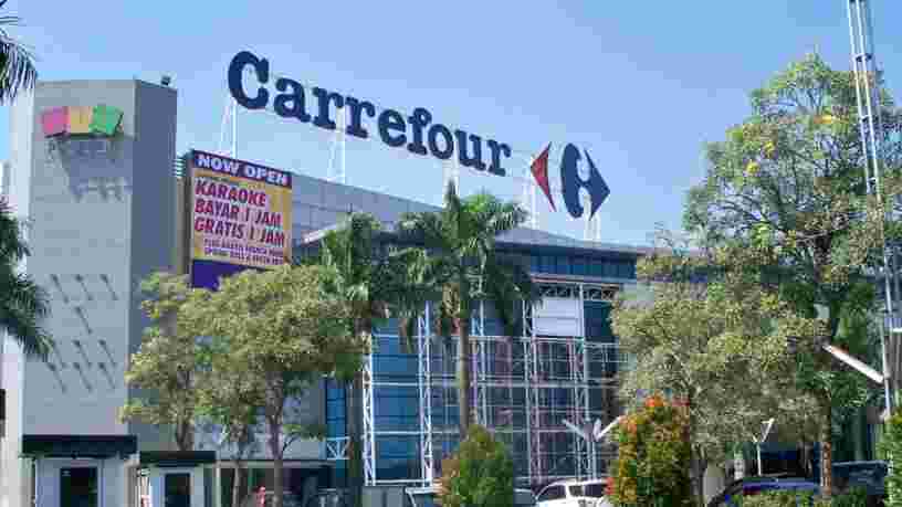 Carrefour promet d'embaucher nettement plus de jeunes en 2021