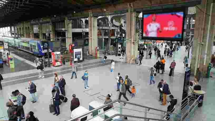 Il existe une carte SNCF secrète pour VIP réservée à quelque 2 500 privilégiés