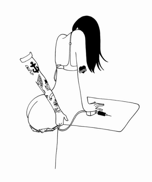 Il Prenait La Tete Des Caids 3 Lettres Petites Luxures, le compte Instagram lance son livre érotique et