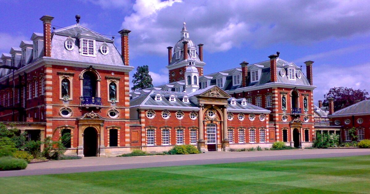 these-are-the-11-most-expensive-private-boarding-schools-in-the-uk