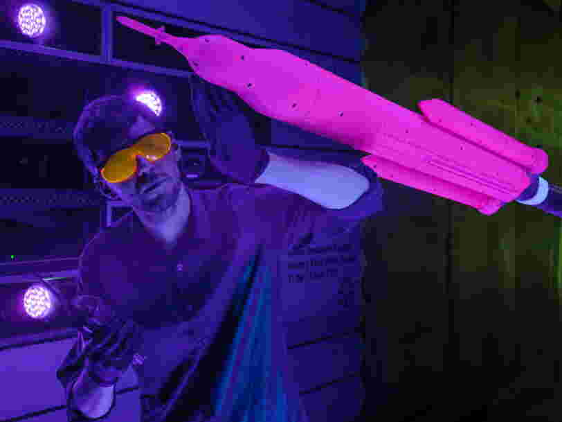 NASA 'will eventually retire' its new mega-rocket if SpaceX, Blue Origin can safely launch their own powerful rockets