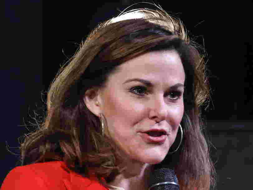 Facebook is on the defensive after its head of news was revealed to have cofounded a website critical of Elizabeth Warren