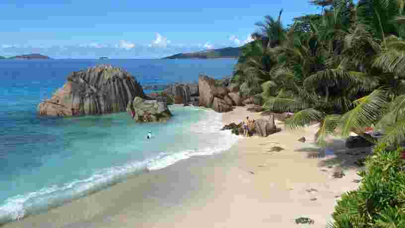 Les Seychelles, premier pays à exiger la vaccination des touristes