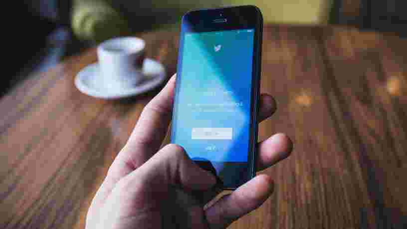 Trois victimes de cyberharcèlement attaquent Twitter en justice en France, faute de coopération