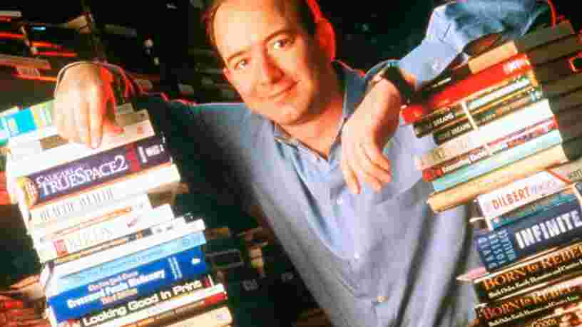 Cette vidéo de Jeff Bezos en 1997 montre pourquoi il a décidé de lancer Amazon