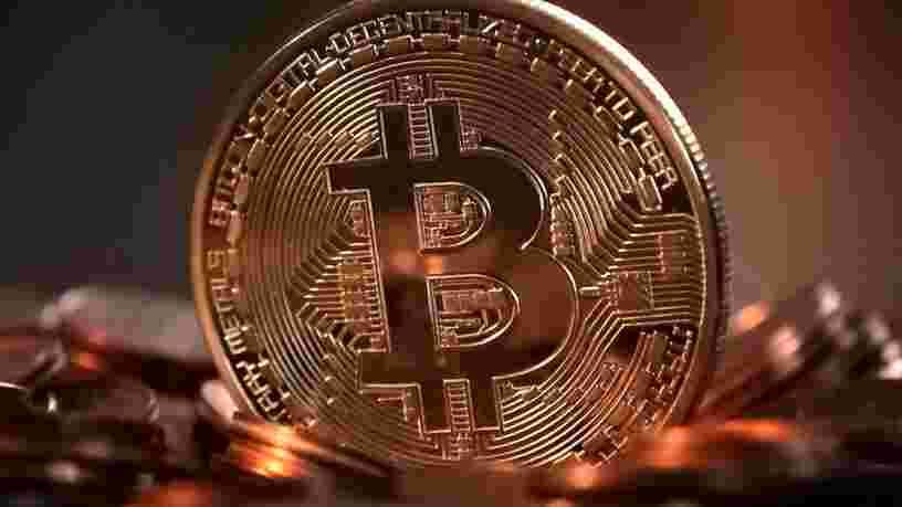Pourquoi et comment investir son argent dans le bitcoin et les cryptomonnaies