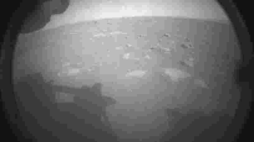 Le robot Perseverance envoie ses premières images de Mars