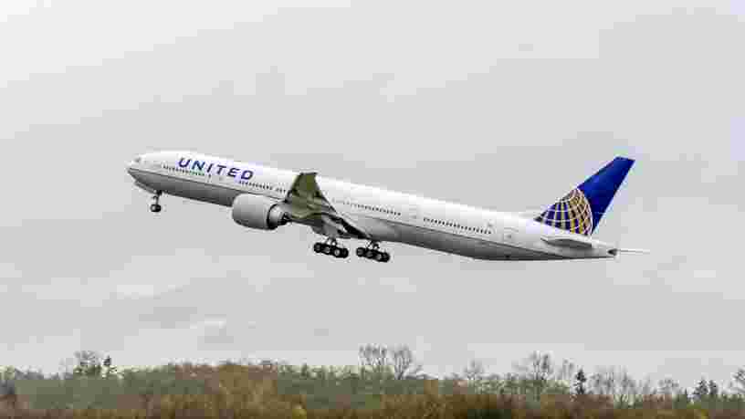 Boeing demande l'immobilisation de certains 777 suite à un incendie de moteur