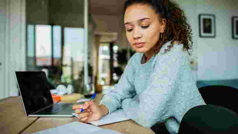 Télétravail : 4 conseils de psy pour vous aider à séparer temps libre et temps de travail