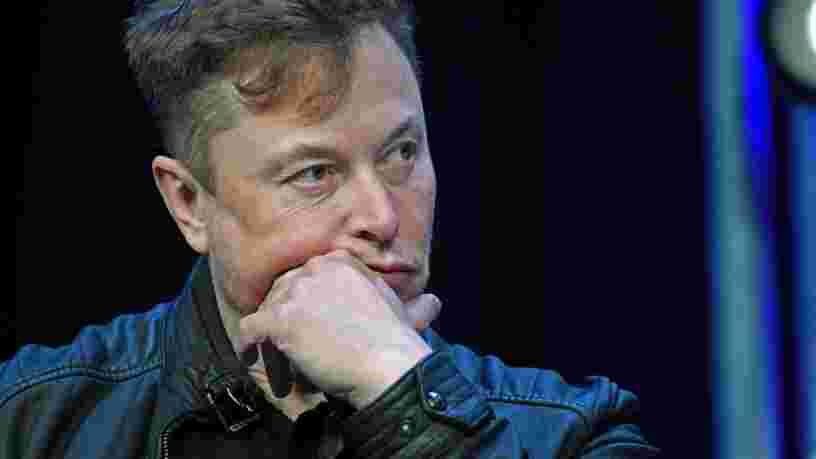 Ce jour où SpaceX a laissé ses ingénieurs sur une île sans nourriture, selon un nouveau livre