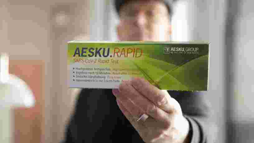 Les Allemands se ruent au supermarché pour acheter des tests antigéniques