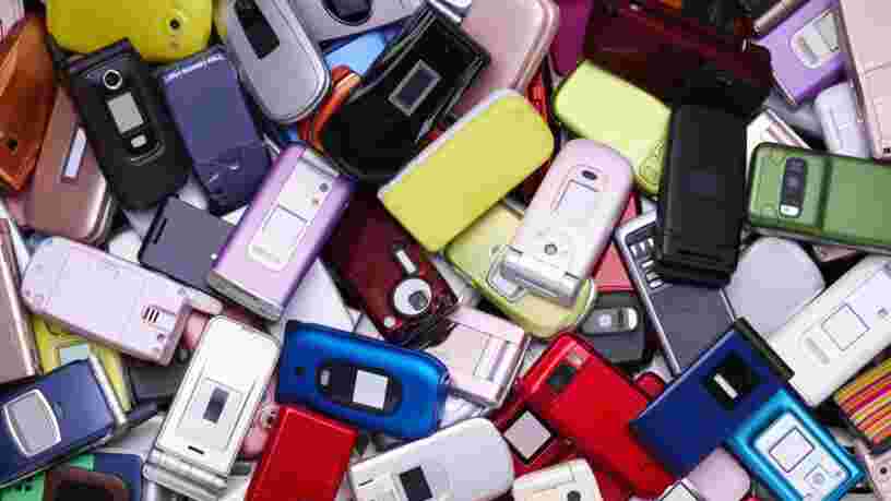 Nokia 3310, Blackberry Bold, Motorola Razr... Ces 10 téléphones vintage ont marqué leur époque