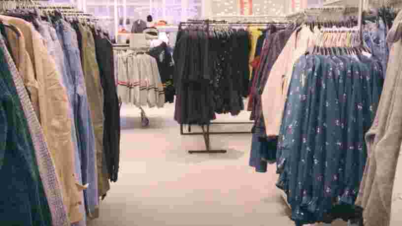 Comment les marques de fast fashion comme H&M et Zara vous poussent à dépenser de l'argent