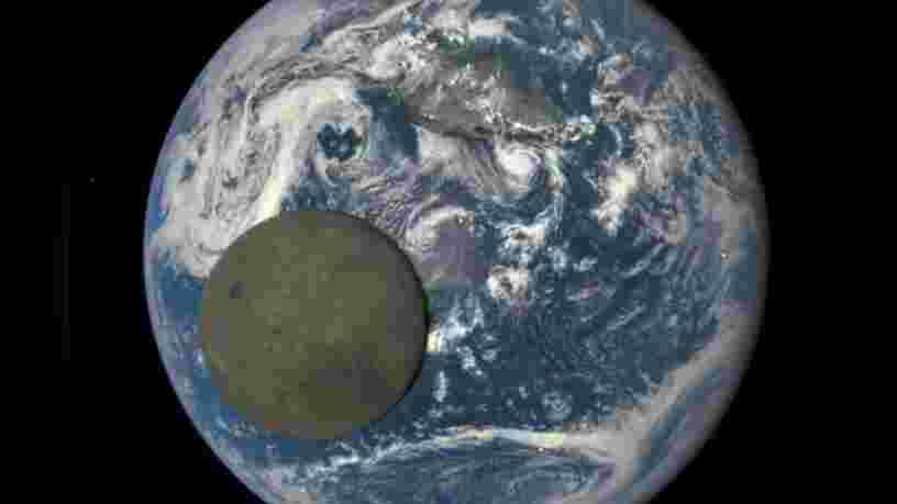 Cette animation montre comment la Terre et la Lune se déplaceront ces trois prochaines années