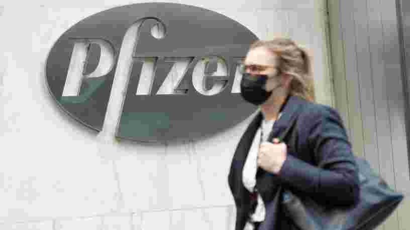 Une troisième dose du vaccin Pfizer pourrait être nécessaire selon le PDG du groupe pharmaceutique