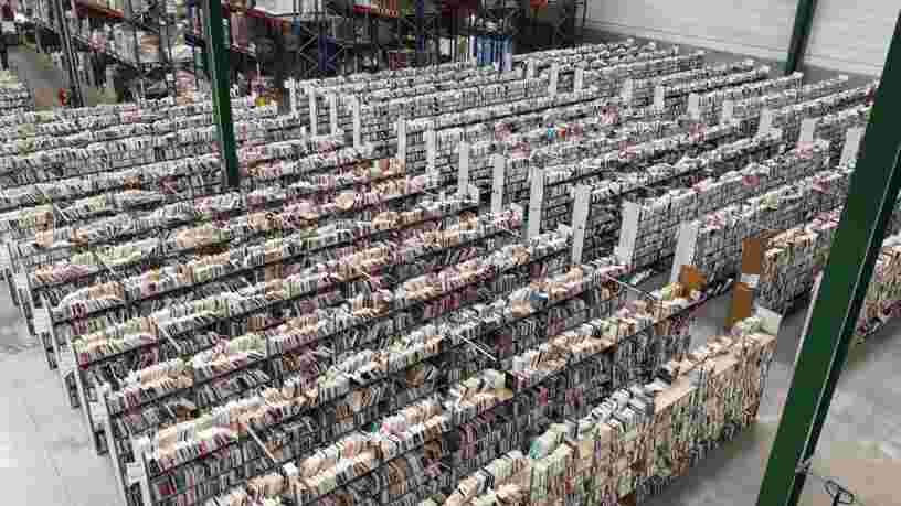 On a visité l'entrepôt de Recyclivre, l'Amazon français et écolo du livre d'occasion