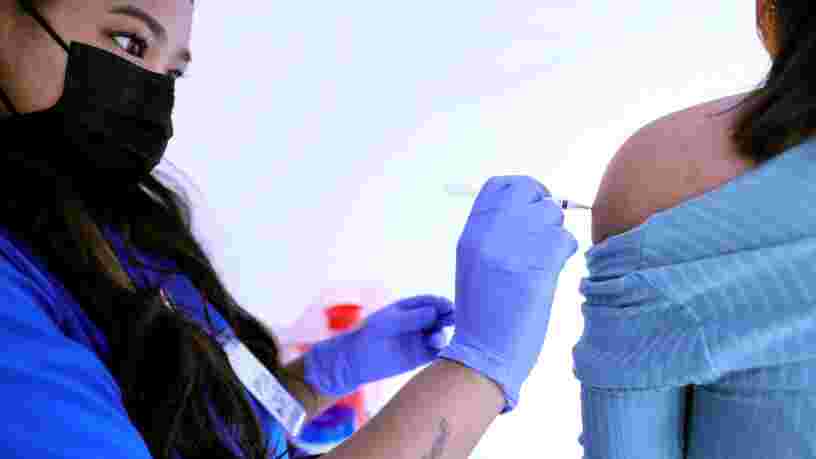 Voici pourquoi les vaccins contre le Covid-19 fonctionnent même si vous n'avez pas d'effets secondaires