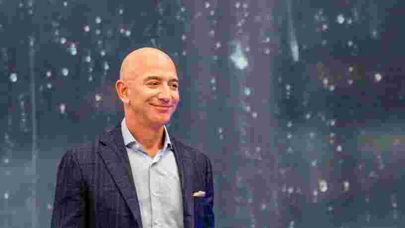 Le bénéfice d'Amazon net a triplé au premier trimestre, poussé par la pandémie
