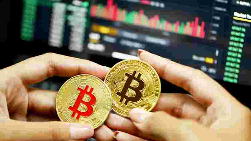 Les États-Unis recommandent au Salvador de 'réguler' l'usage du bitcoin