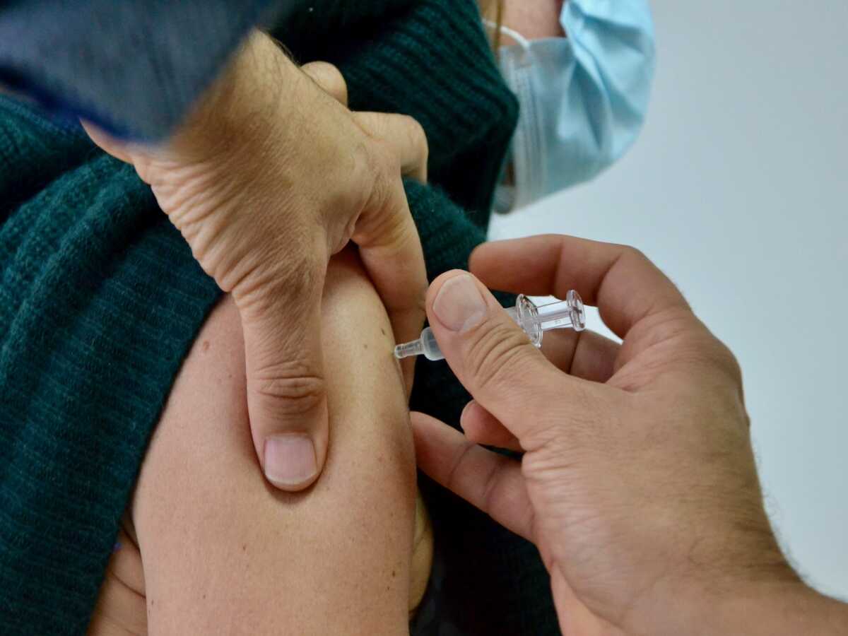 Sanofi annonce son vaccin contre le Covid-19 pour décembre prochain